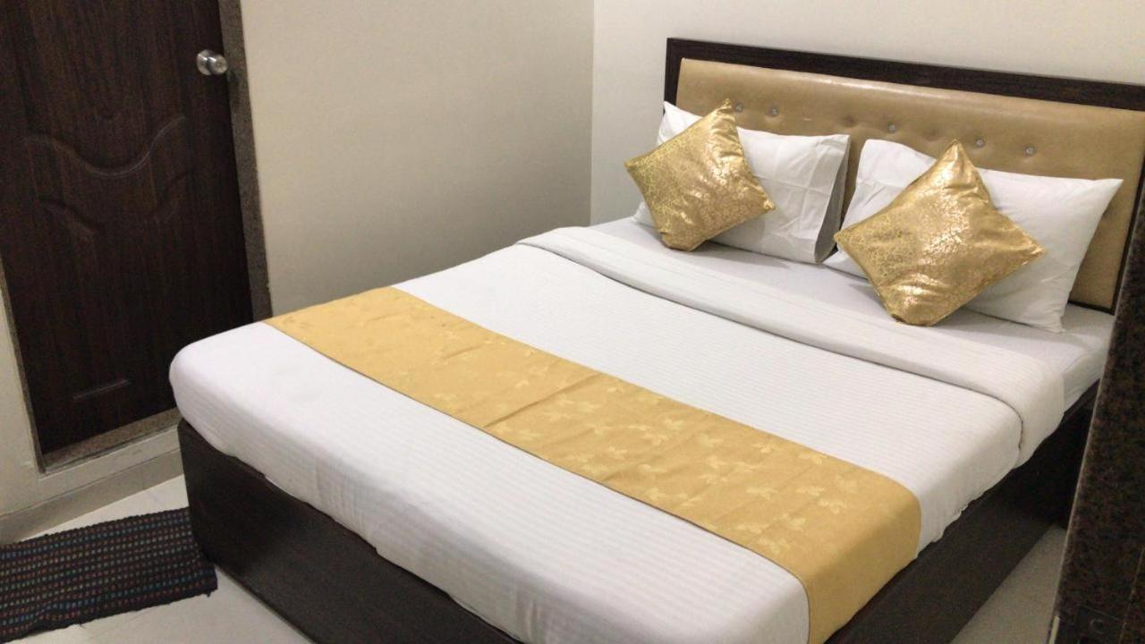 Hotel Zee Residency Bombay Esterno foto